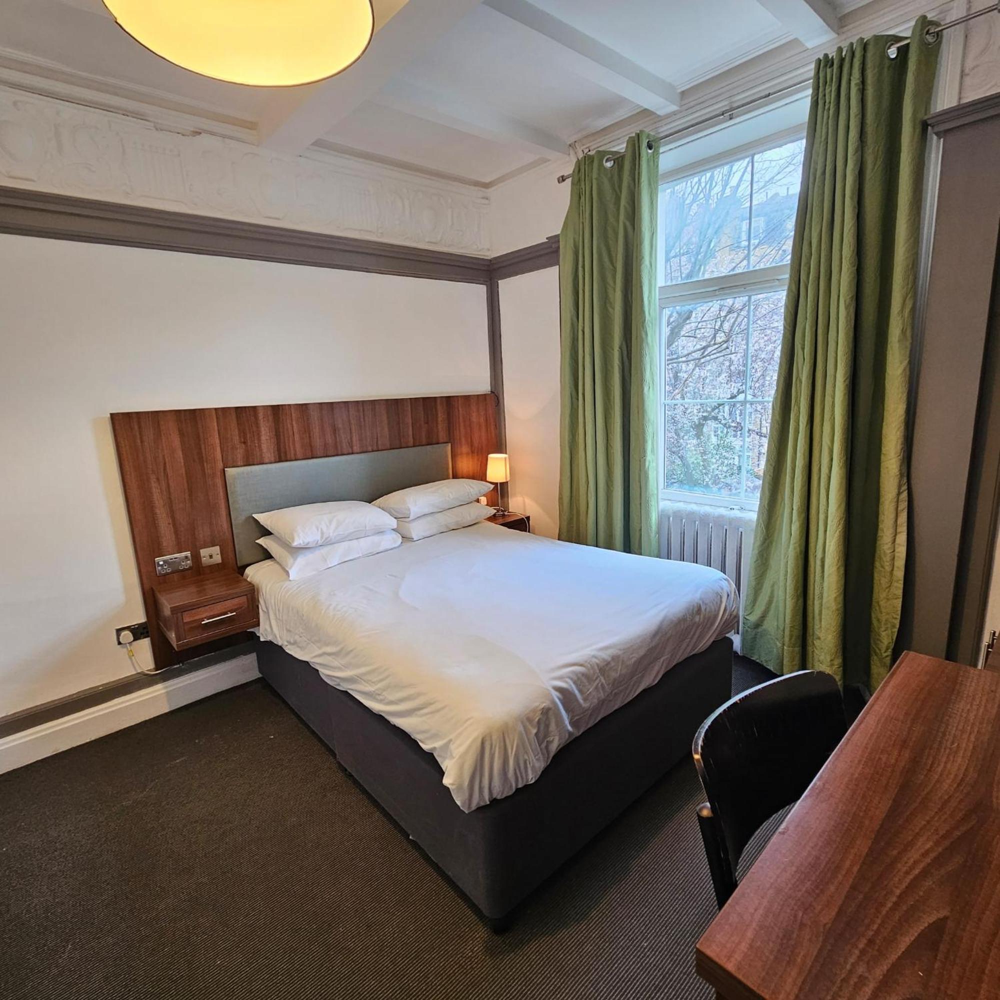 Chelsea House Hotel - B&B Лондон Екстер'єр фото