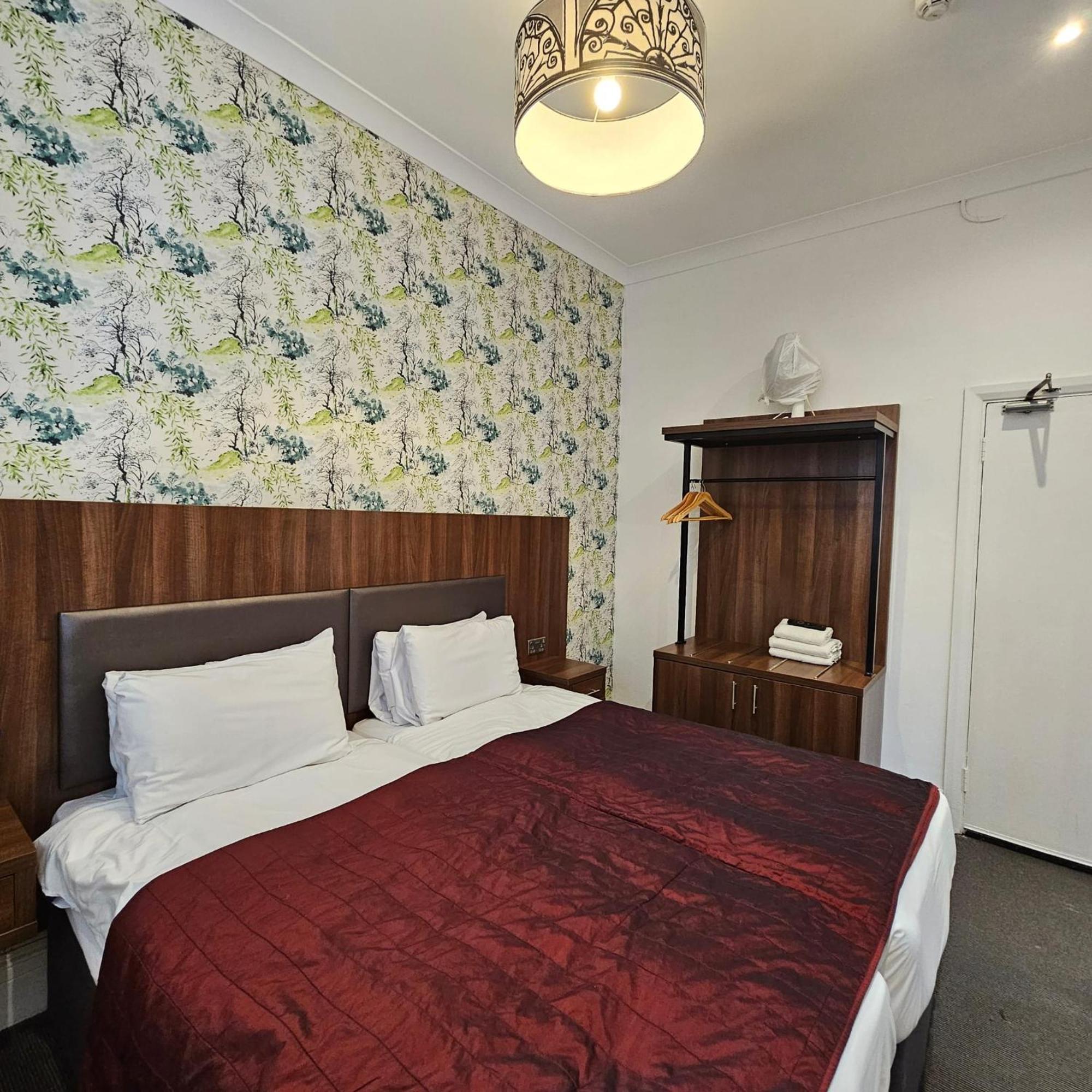 Chelsea House Hotel - B&B Лондон Екстер'єр фото